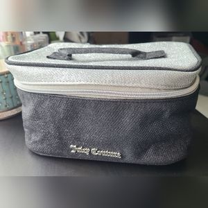 BNWOT Juicy Couture Makeup Bag